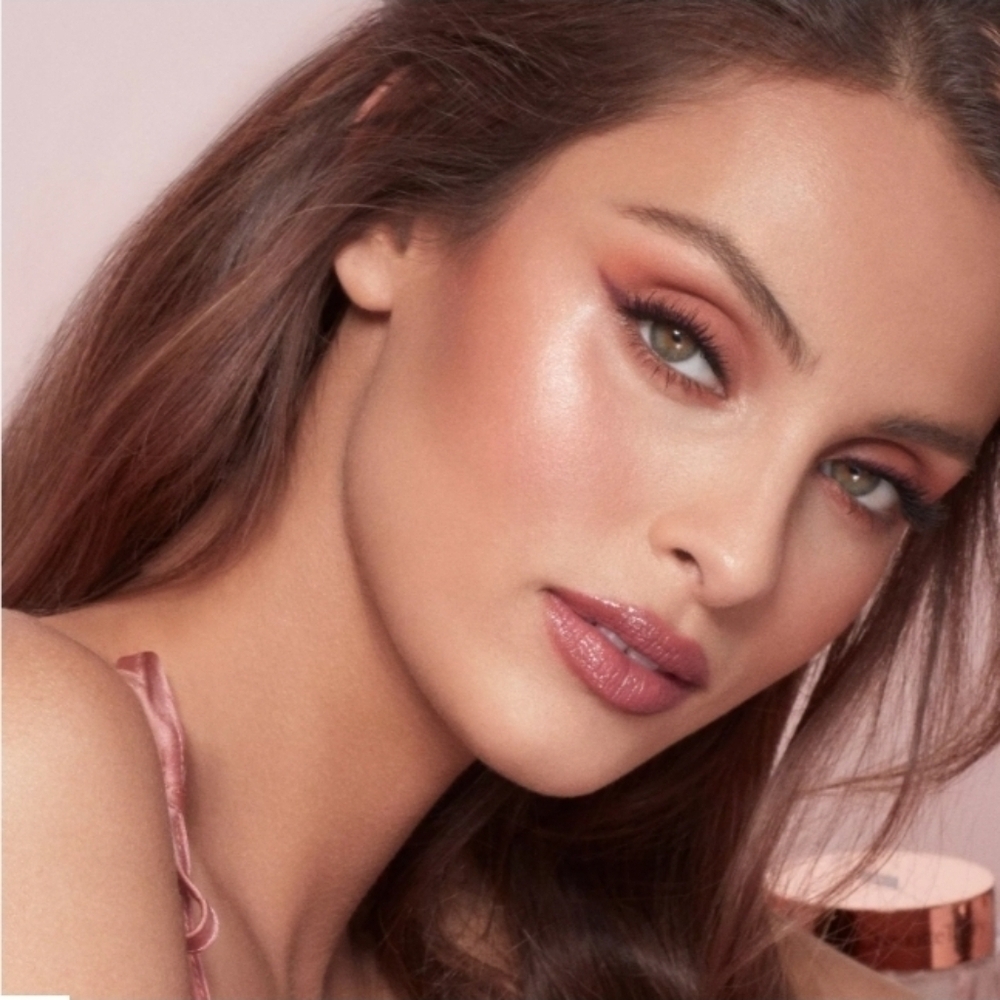 Charlotte Tilbury Beauty Highlighter Wand Pillow Talk Original - Picture 8 of 13